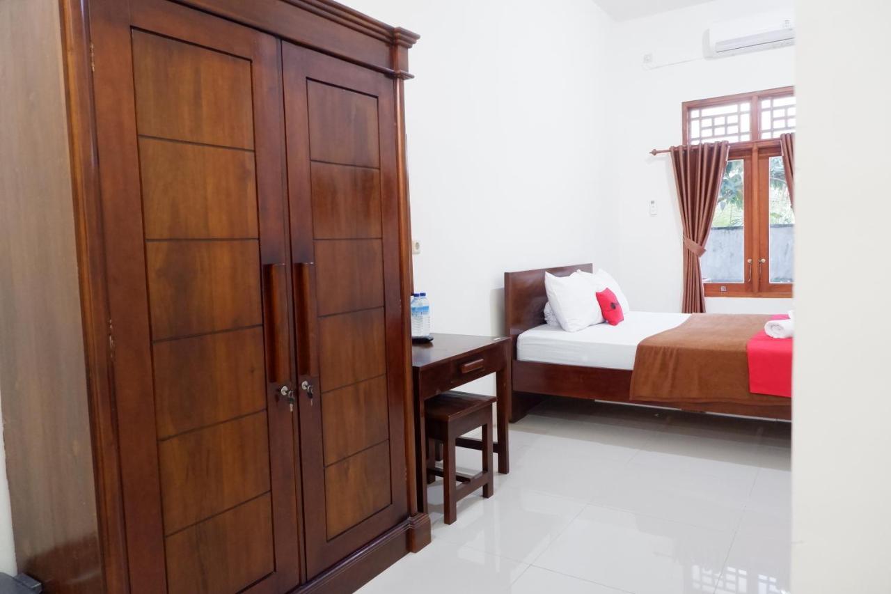 דירות Montongbuwoh Reddoorz At Bale Eja Syariah Senggigi מראה חיצוני תמונה